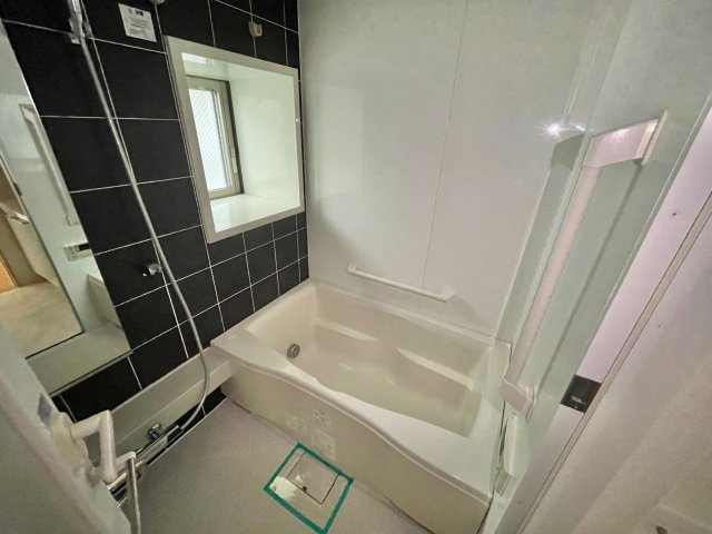 バス・シャワールーム　※同タイプ別部屋参考写真