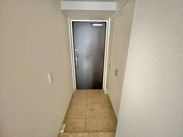 玄関　※同タイプ別部屋参考写真