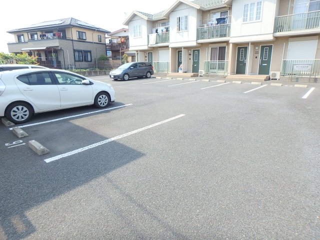 駐車場　人気の積水ハウス施工『シャーメゾン』