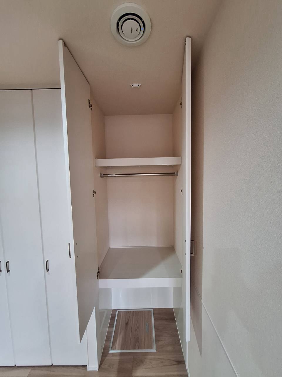 その他　★ペット収納付き★