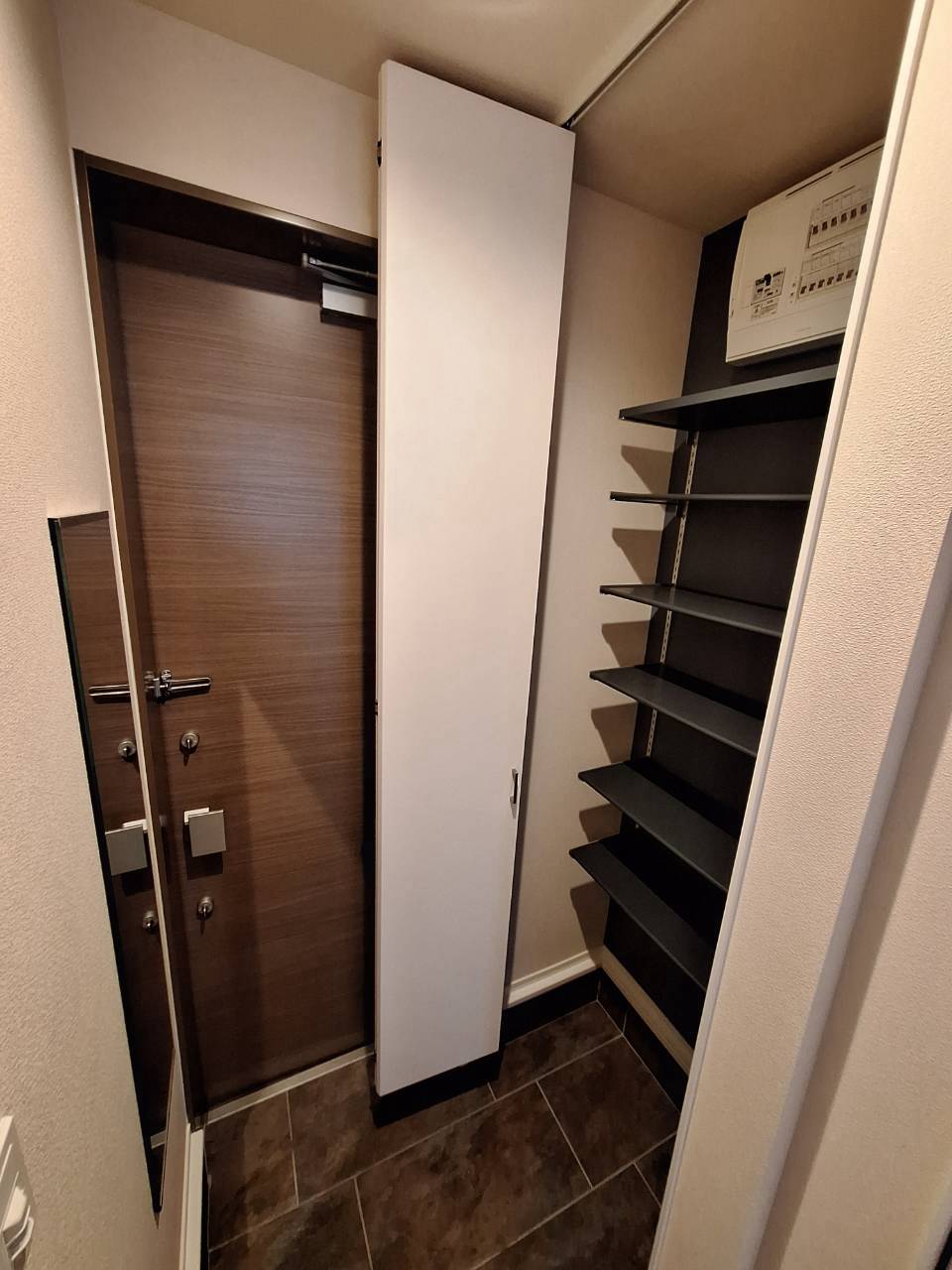 玄関　★シューズクローク