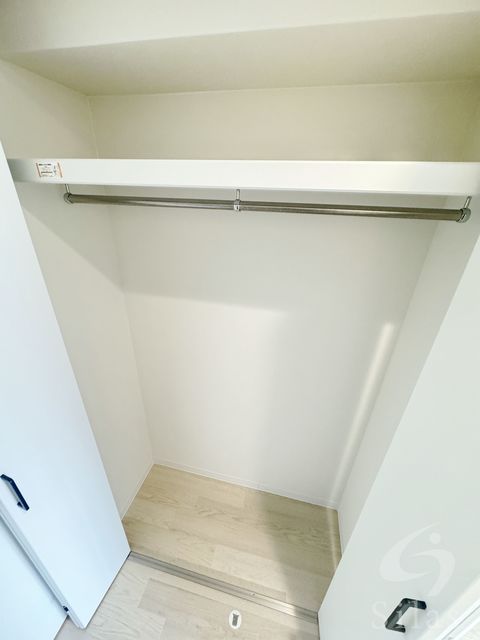 収納　同仕様・反転タイプ