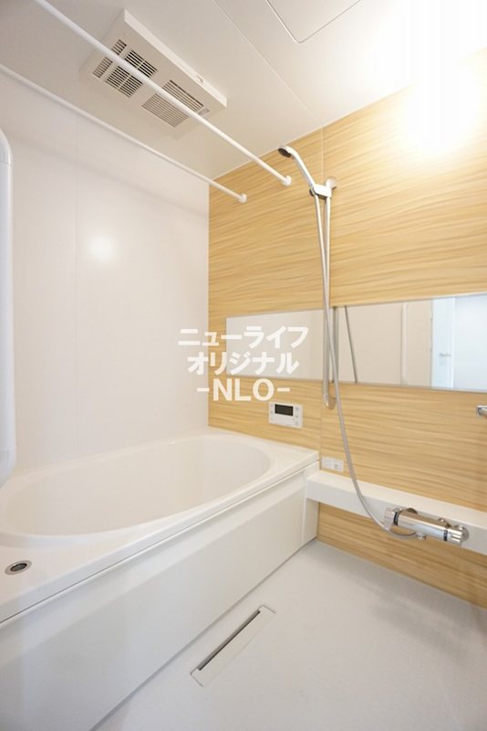 バス・シャワールーム　追い焚き給湯、浴室乾燥機付きバスルーム☆