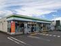 コンビニ　ファミリーマート 国分向花店（コンビニ）まで1500m