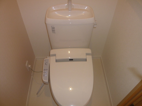 トイレ　※別部屋の写真です