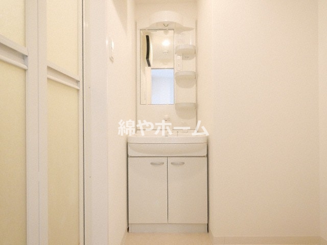 洗面設備　広い洗面スペース