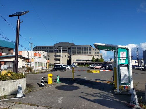 病院　青森市民病院（病院）まで491m
