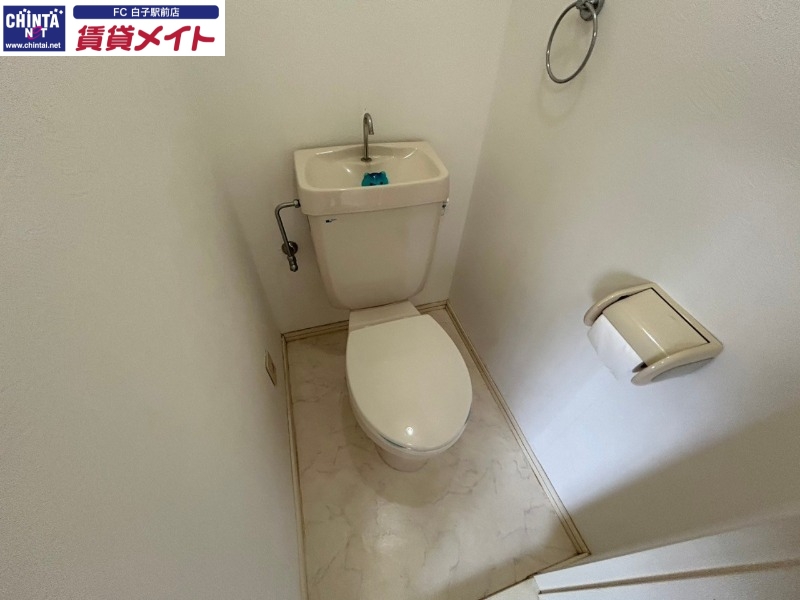 トイレ　同物件別室写真