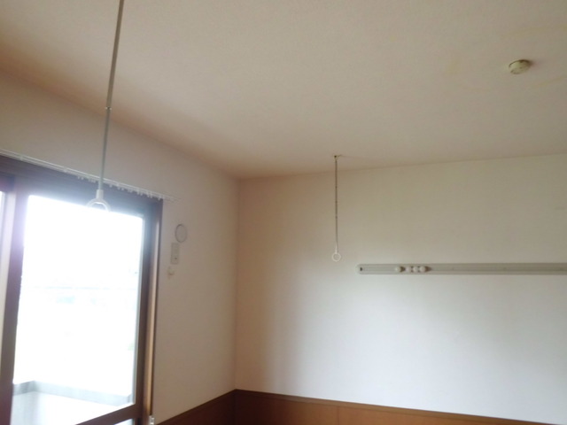 その他設備　室内物干し