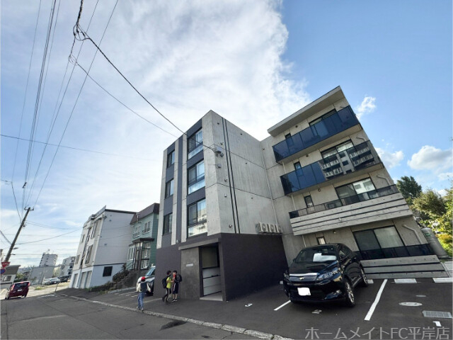 建物外観　デザイナーズ物件♪