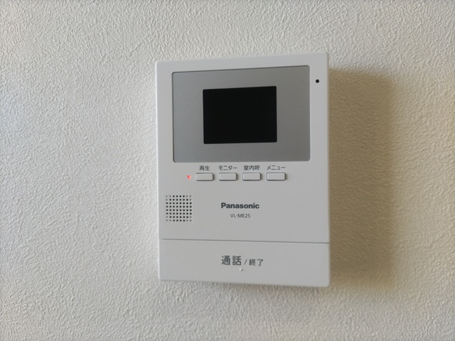 セキュリティ　★ＴＶインターホンで室内にいながら来客対応が出来ます♪★