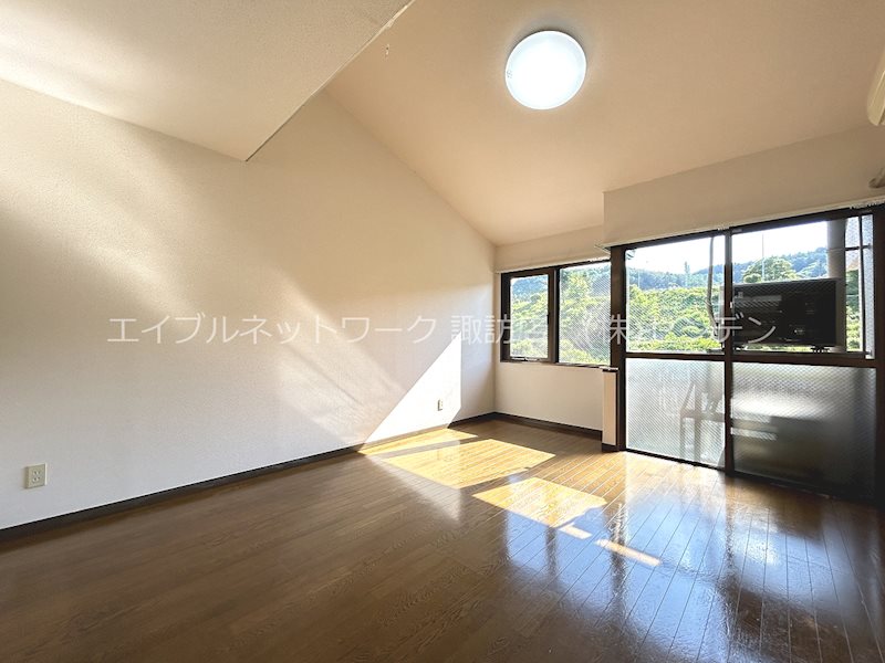 居室・リビング　類似部屋写真