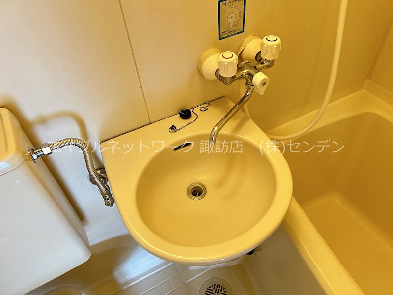 洗面設備　類似部屋写真