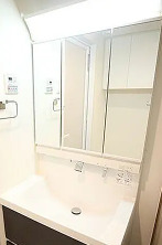 洗面設備　別タイプ部屋　参考写真です