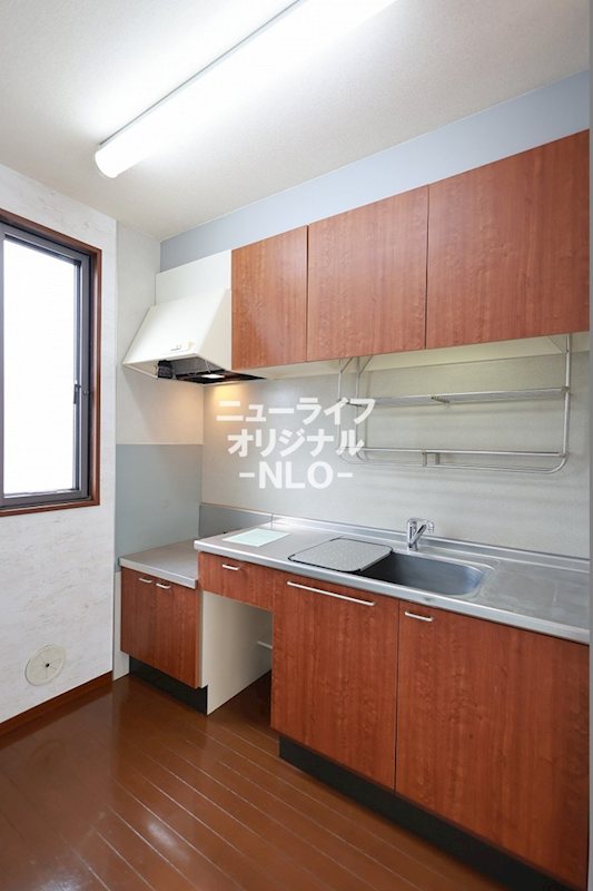 キッチン　広い調理台＆収納も充実しているので効率良くお料理ができます☆