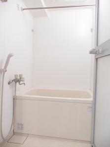 バス・シャワールーム　※別部屋の参考写真です。