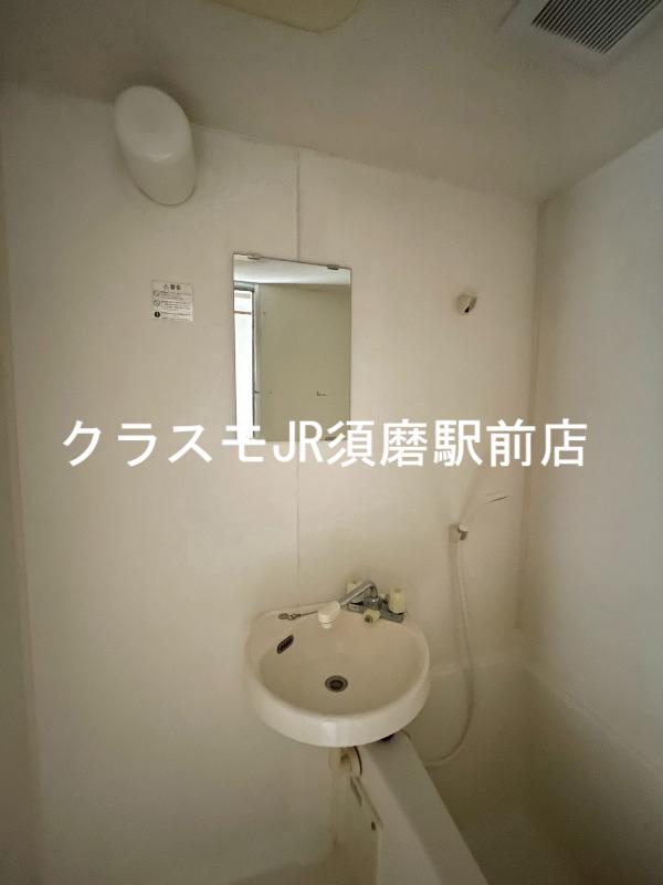 洗面設備　ユニットタイプです。