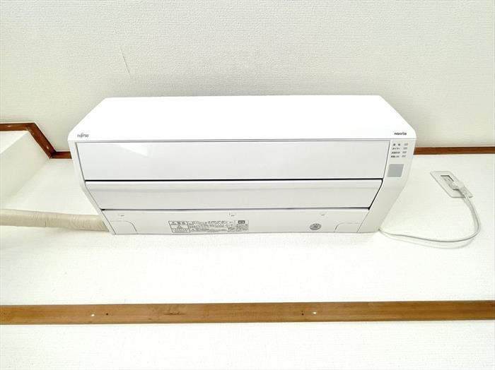 その他設備　エアコン1台