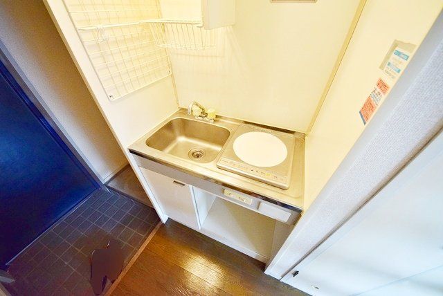 キッチン　※別部屋参考写真※