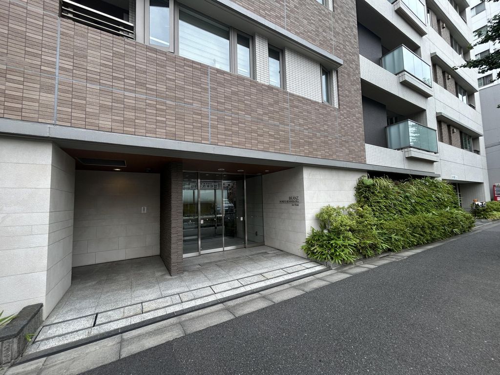 エントランス　エントランスアプローチ