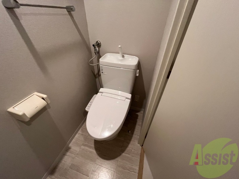 トイレ　ウォシュレットがついたトイレです。安心して使用できますね。
