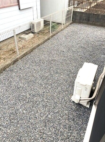 庭　専用庭付き。