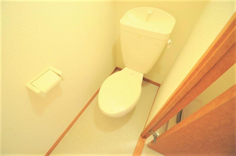 山陽電鉄本線 手柄駅 徒歩6分 2階建 築26年のトイレ写真