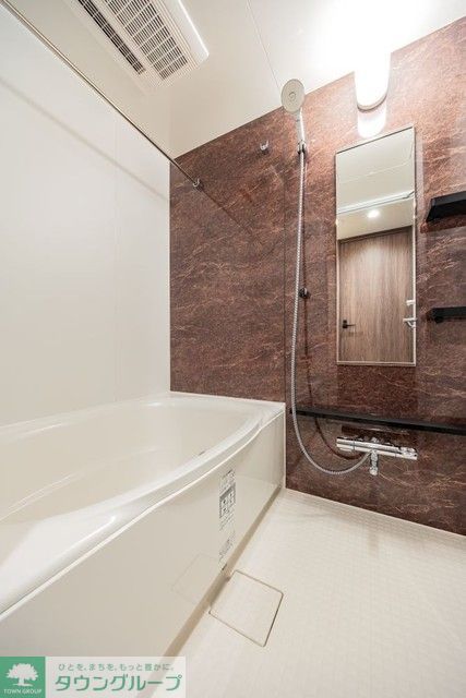 バス・シャワールーム　※写真は同タイプ住戸です。