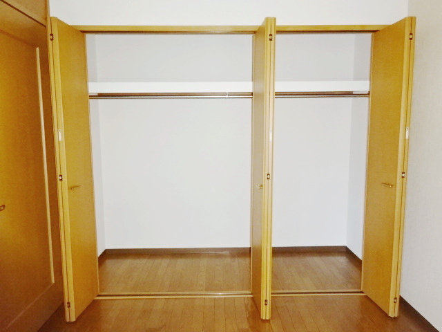 収納　※写真は同タイプの別室のものです。