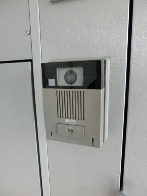 セキュリティ　防犯ＴＶモニター付きのドアホン。