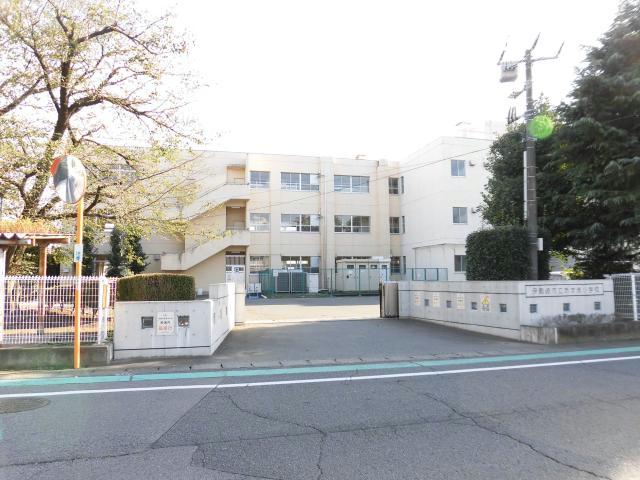 小学校　伊勢崎市立あずま小学校（小学校）まで1570m
