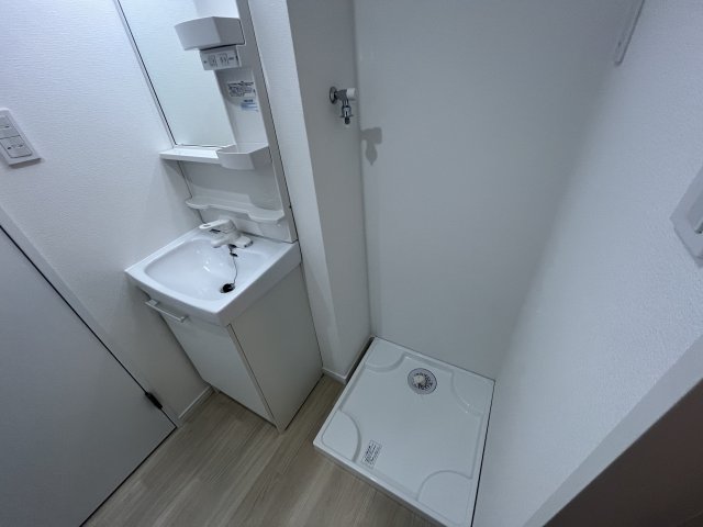 洗面設備　独立洗面台です