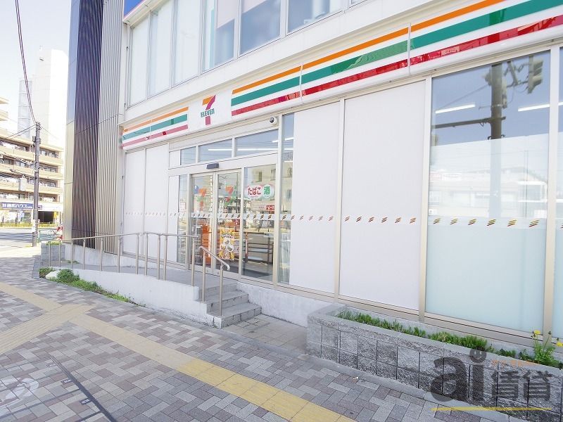 コンビニ　セブンイレブン久米川駅北口店（コンビニ）まで400m