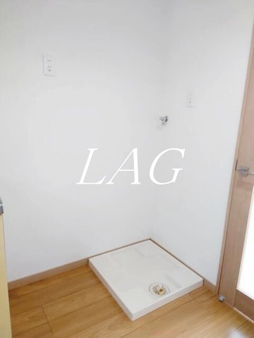 その他設備　室内洗濯機置き場です