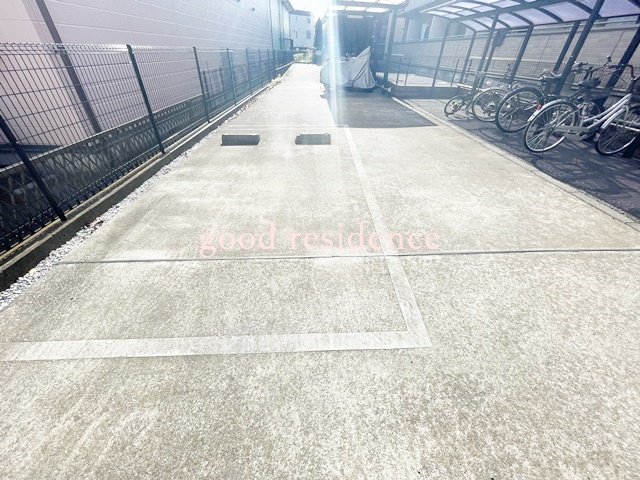 駐車場　【ウォークインクローゼット付き♪】住環境良好オススメ！！