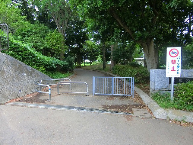公園　岸根公園（公園）まで452m