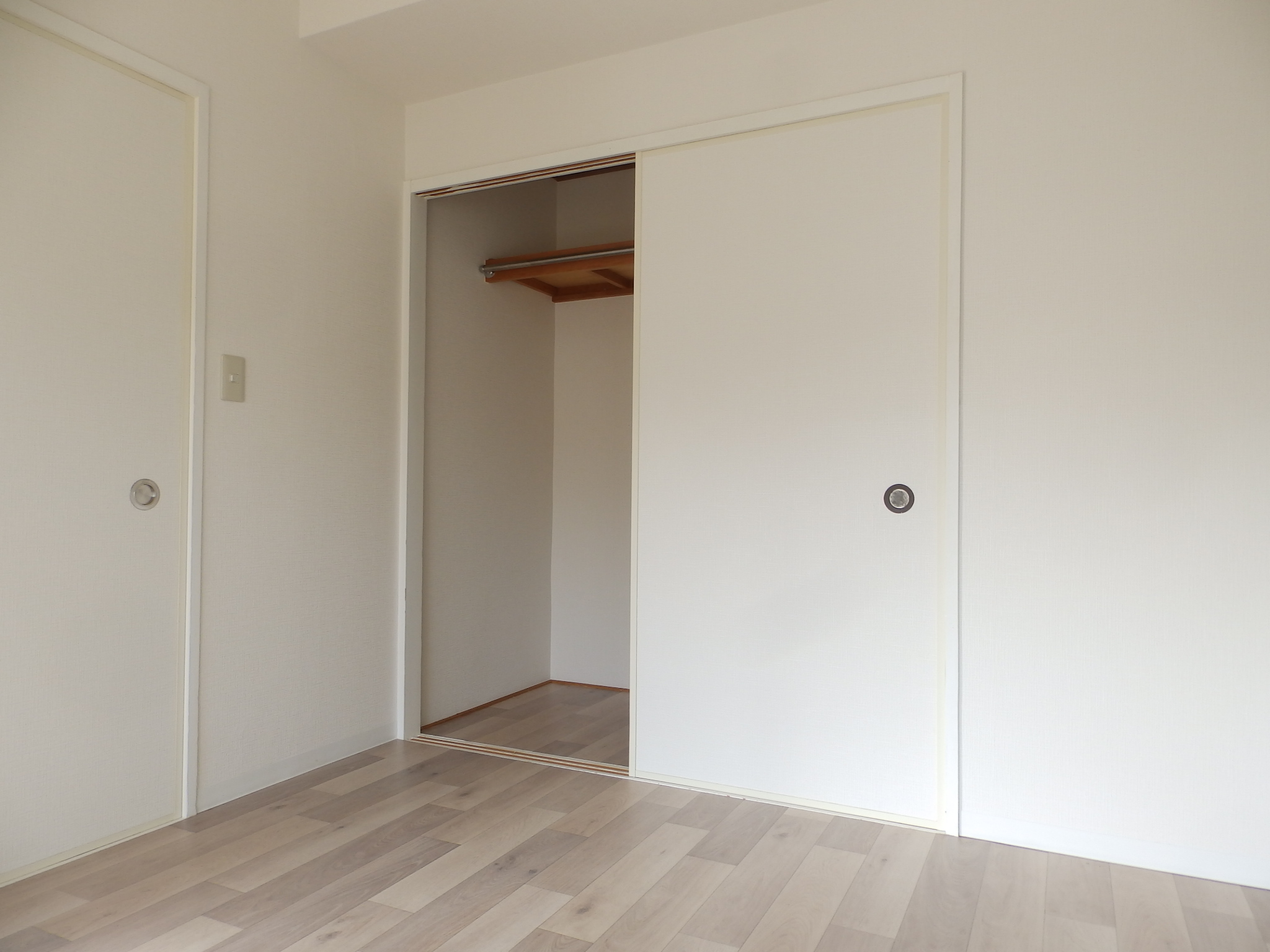 収納　各部屋あります