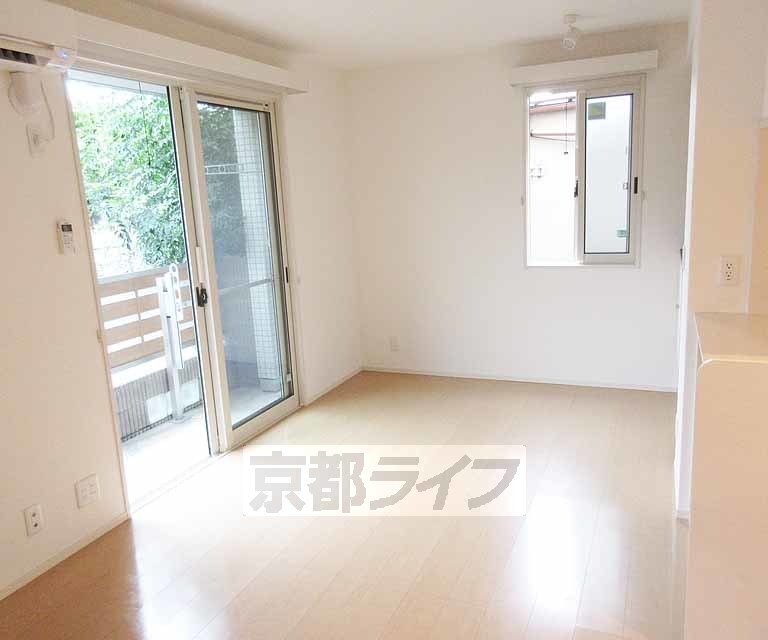 居室・リビング　開放的なお部屋です！