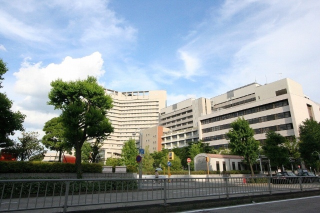 病院　名古屋市立大学病院（病院）まで845m