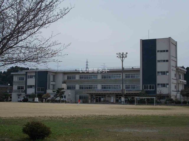 小学校　能美市立宮竹小学校（小学校）まで2087m