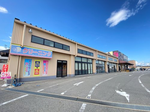 スーパー　MIKAWAYA　犬山店（スーパー）まで2488m