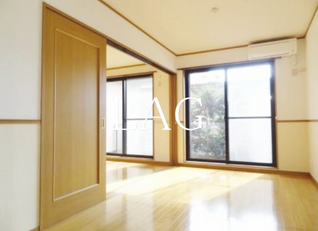 居室・リビング　洋室のお部屋です。