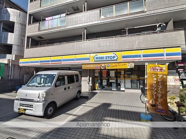 コンビニ　ミニストップ（コンビニ）まで809m