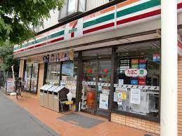 コンビニ　セブンイレブン 北区神谷3丁目店（コンビニ）まで892m