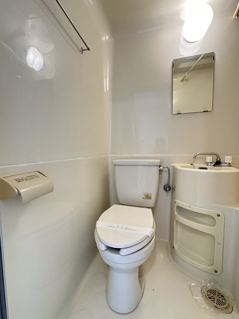 トイレ　別部屋参考写真です