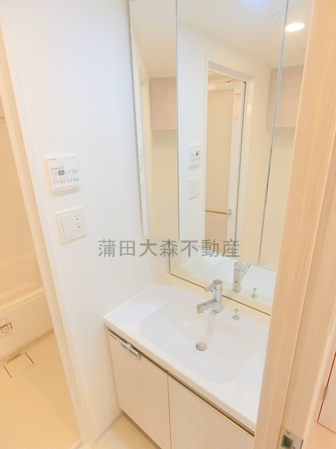 洗面設備　洗面脱衣所　独立洗面台
