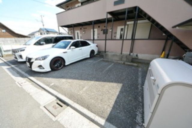 駐車場　★外観・共用部分★