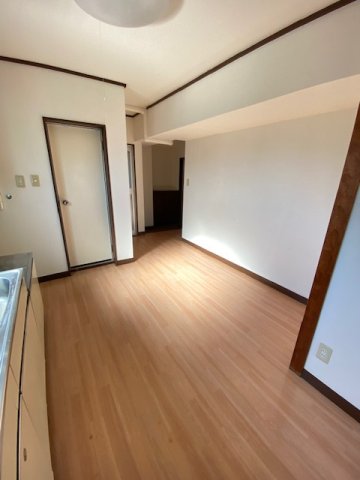 居室・リビング　別部屋参考写真