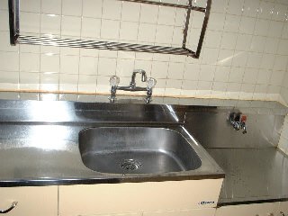 キッチン　明るく使い易い　ミニキッチン