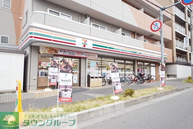 コンビニ　セブンイレブン東浦和駅南店（コンビニ）まで720m